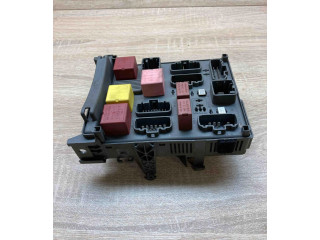 Pojistková skříňka 8200447440, 518835111 Renault Vel Satis 2000