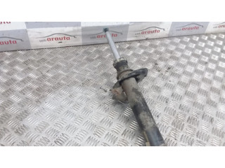 Передний амортизатор