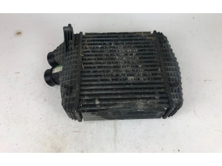 Интеркулер  670039135, 16486250   Maserati Levante 3.0