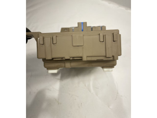 Pojistková skříňka 82201AL10A Subaru Outback (BS) 2016