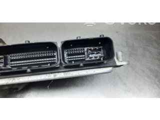 Блок управления двигателем Блок управления    Skoda Octavia Mk1 (1U)