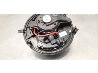 Вентилятор печки 5Q0907521C Audi Q2 -