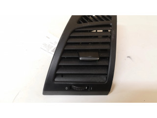 Боковая воздушная решётка