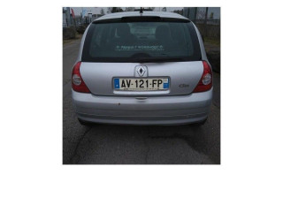 Интеркулер  8200685747, 8200685747   Renault Clio II 