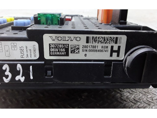 Блок предохранителей    30728512   Volvo V70