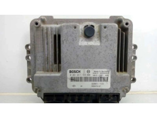 Блок управления двигателя 0281011723, 8200311539 Renault Laguna II