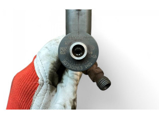 Vstřikovač 0445110251, 30750283 Volvo S40 D 5244 T8