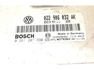 Блок управления двигателя 022906032AK, 0261207690 Volkswagen Phaeton
