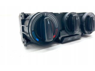 Блок управления климат-контролем    Skoda Fabia Mk3 (NJ)