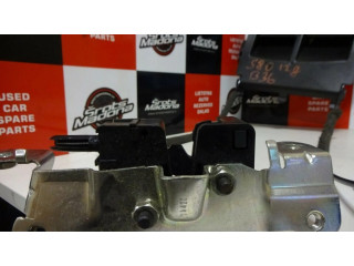 Замок опоры спинки сиденья