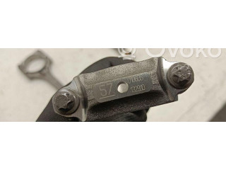  Поршень с шатуном    Audi A3 S3 8P  