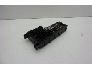 Блок предохранителей  8637841, 8637841   Volvo V70    