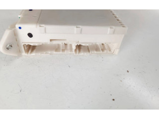 Pojistková skříňka 8276030633 Lexus GS 300 350 430 450H 2010