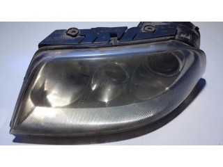 Передняя фара  