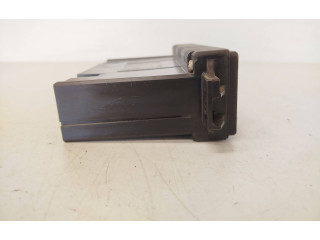 Блок управления климат-контролем    Audi A6 S6 C5 4B