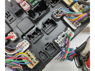 Блок предохранителей 8637A864 Mitsubishi Outlander