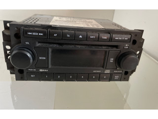 Радио/ проигрыватель CD/DVD / навигация