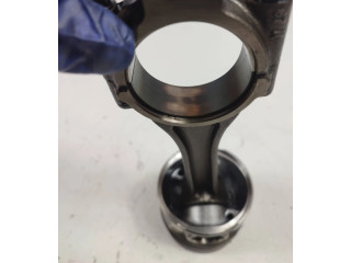 Поршень с шатуном DDY 03LA Skoda Octavia Mk3 (5E)