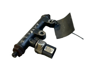 Топливная рампа 4R8Q9C066AE, A2C20001297 Jaguar S-Type 2.7