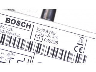 Радио/ проигрыватель CD/DVD / навигация