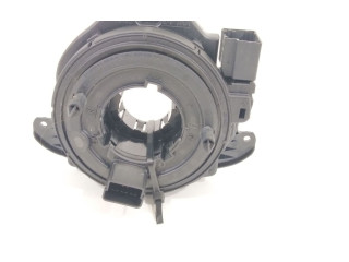 Подушка безопасности водителя 2Q0959653   Skoda Fabia Mk3 (NJ)