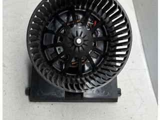 Вентилятор печки    2002221   Volkswagen Bora