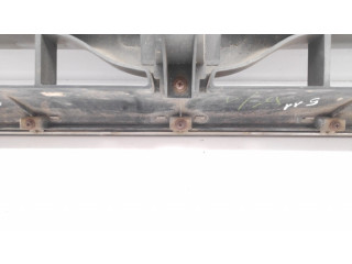 Передняя решётка Nissan Pathfinder R50 1996-2005 года