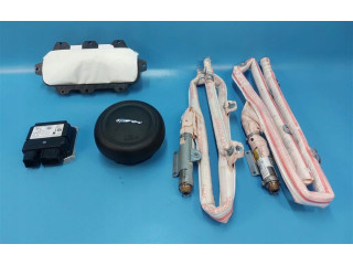 Подушка безопасности водителя GX73-043B13-AD Jaguar XE