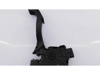 Педаль акселератора