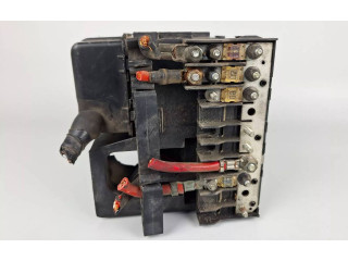 Блок предохранителей 1K0937124H   Audi A3 S3 8L    