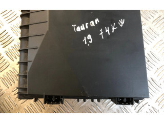 Блок предохранителей  1K0937804B, 340000392044   Volkswagen Touran I    