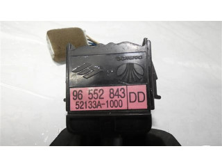 Ручка стеклоочистителей 52133A-1000 Chevrolet Nubira