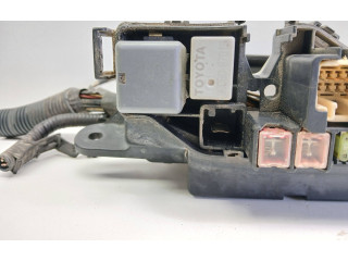 Блок предохранителей  5136YA1   Toyota Corolla Verso AR10    