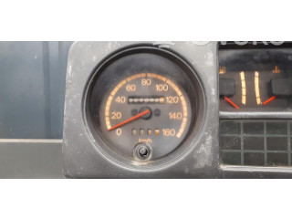 Přístrojová deska Mitsubishi Pajero 1987 MB386588