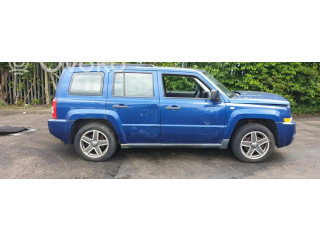 Блок предохранителей P68028007AD   Jeep Patriot    