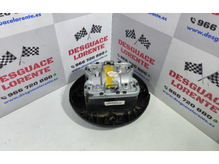 Подушка безопасности водителя 8200677493   Renault Clio III