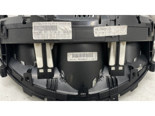 Přístrojová deska Mercedes-Benz E W212 2010 A2129006104, A2129010002