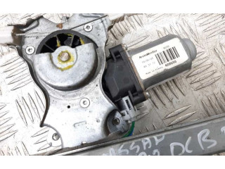 Zámek zadních dveří Nissan Almera Tino 2004