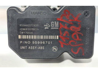 Блок АБС 95996701, 688250455   Chevrolet  Spark   -  года