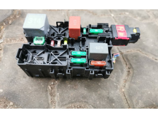 Блок предохранителей 9812661980 Citroen Berlingo