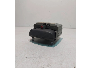 Дисплей    86220421, P233AF032   Volvo V70