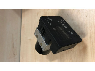 Блок АБС 1K0907379K, 1K0614517H   Volkswagen  Golf V  2003-2009 года