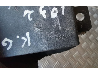 Zámek zadních dveří 2K0827505E Volkswagen Caddy 2007