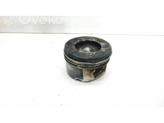 Píst BMW 5 F10 F11 pro naftový motor 3.0 N57D30A