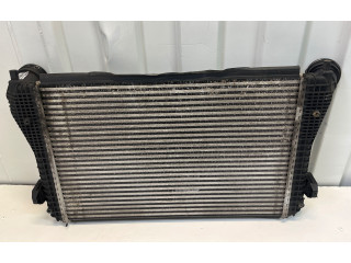Интеркулер  N6897001, 1K0145803T   Volkswagen Touran I 