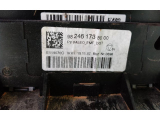 Дисплей    982461738000   Peugeot 2008 II