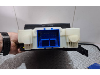 Блок предохранителей 6G9T14A073DH Ford S-MAX