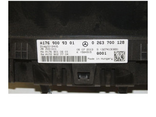 Přístrojová deska Mercedes-Benz A W176 2014 A1769009301