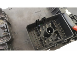 Блок предохранителей 13275884, MJ Opel Insignia A