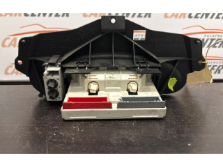 Дисплей    P7700436307A   Renault Clio II